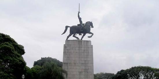 Monumento a Duque de Caxias